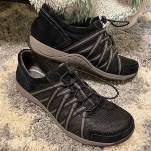 Dansko Black Mesh Suede Honor Athletic Shoe arch support memory foam walking
